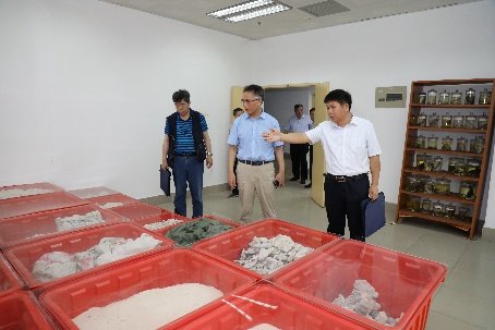 副校长马少健致欢迎辞