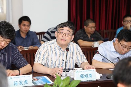 期望专家们为实验室的建设把脉问诊